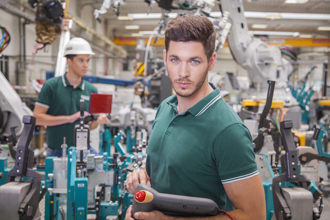 Industry 4.0 is First and Foremost a Development of Human Resources in a Smart Factory